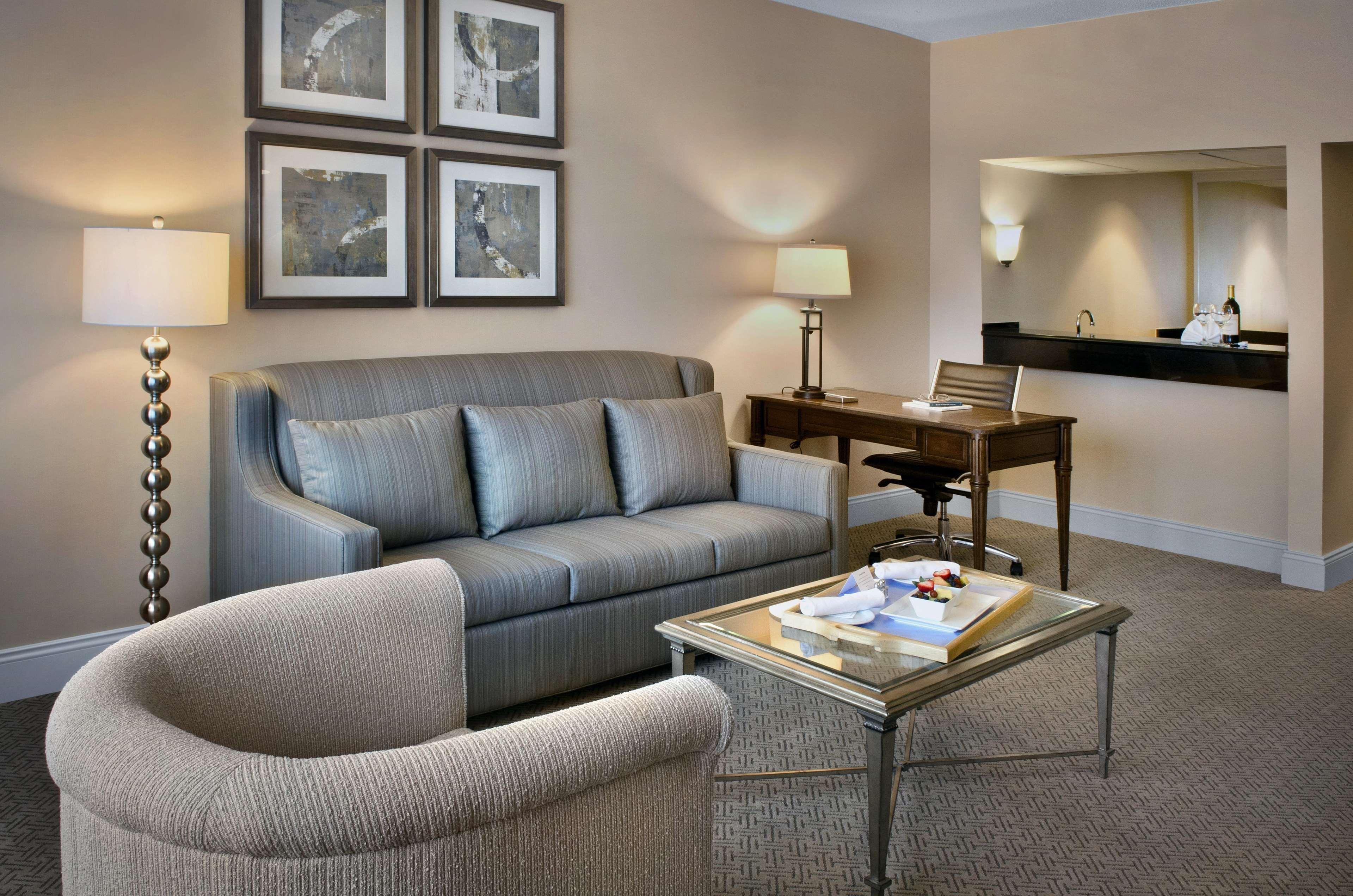Hilton Greenville Rum bild